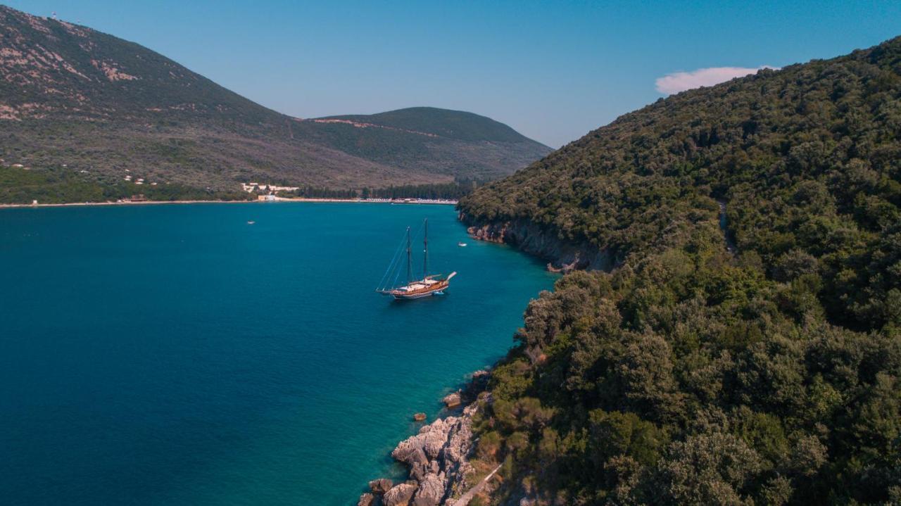 Metropolis Ξενοδοχείο Ούλτσιν Εξωτερικό φωτογραφία